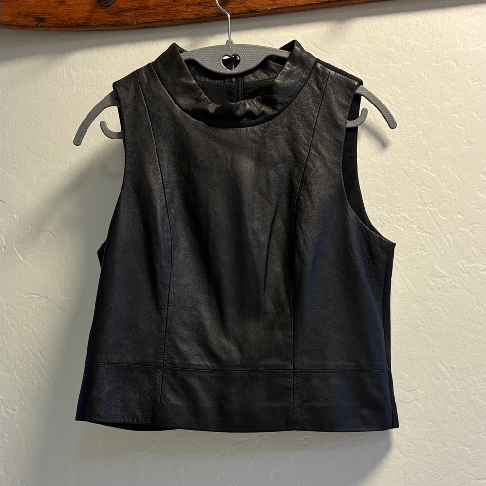 Banana Republic Black Leather Sleeveless Crop Top Size 6